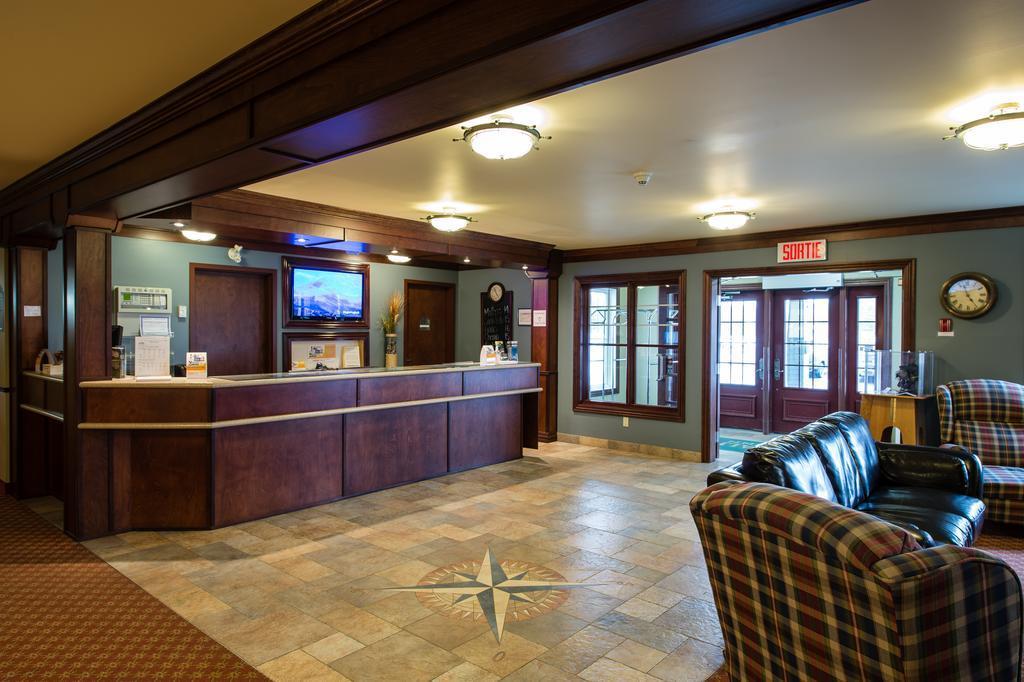 Quality Inn Riviere-du-Loup Exterior photo