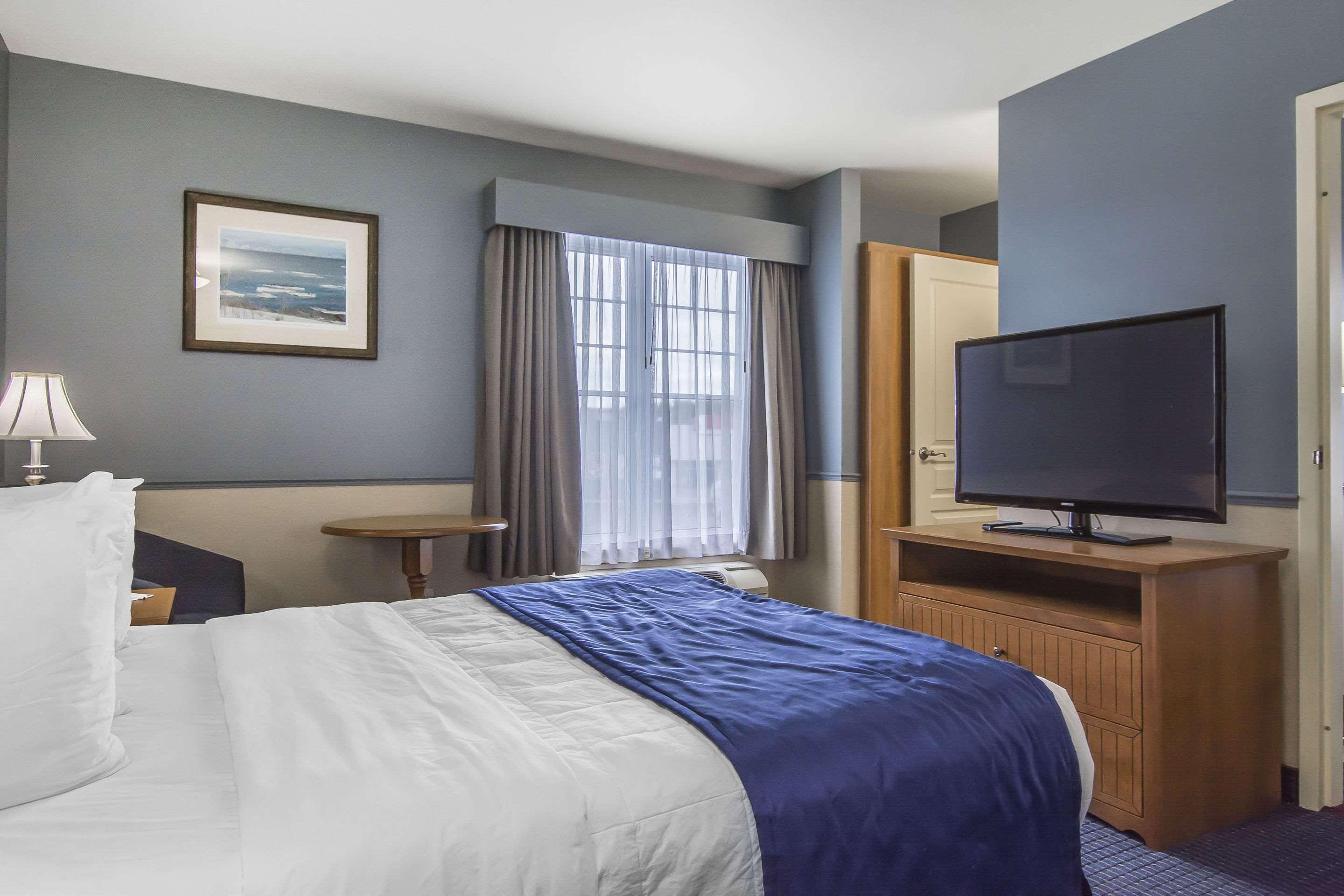 Quality Inn Riviere-du-Loup Exterior photo