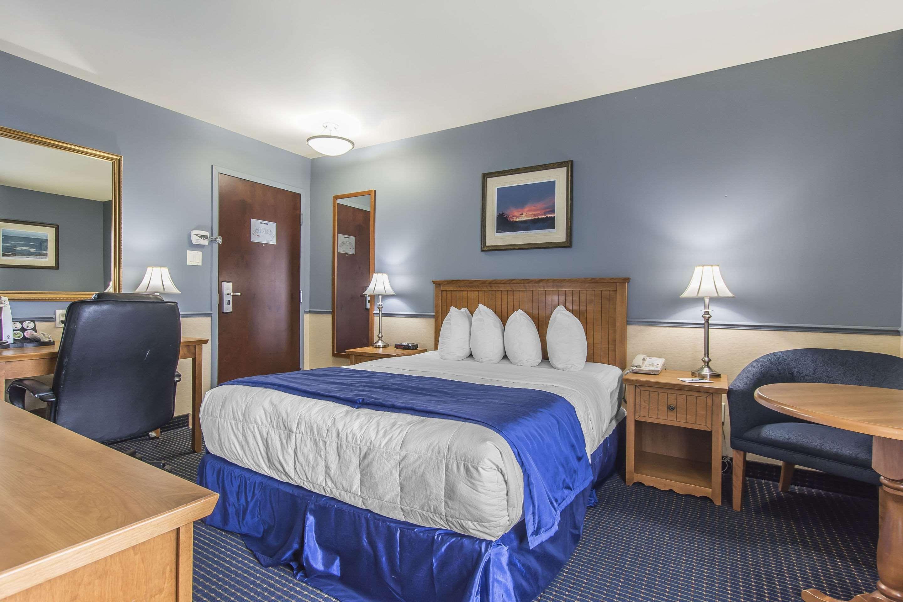 Quality Inn Riviere-du-Loup Exterior photo