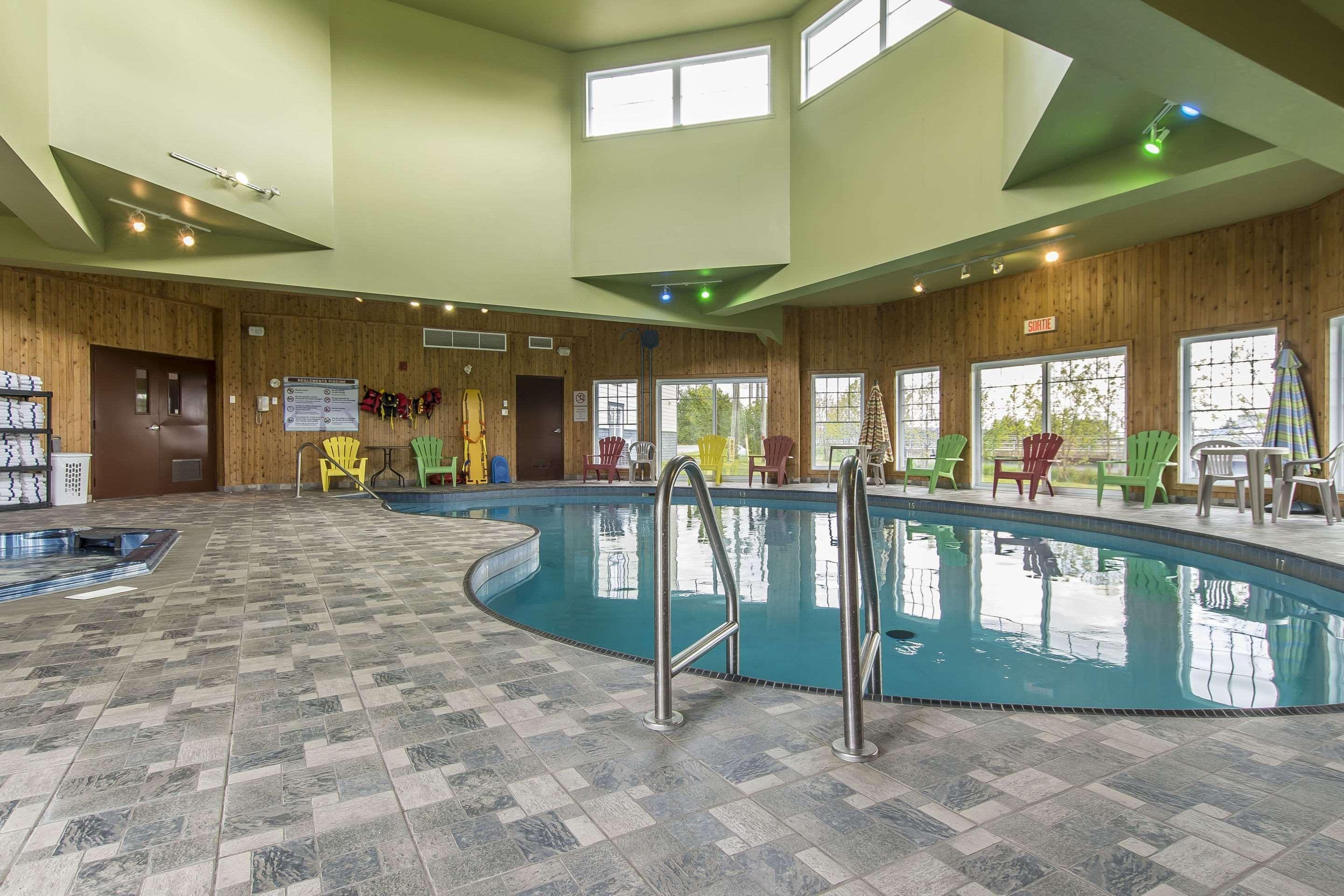 Quality Inn Riviere-du-Loup Exterior photo